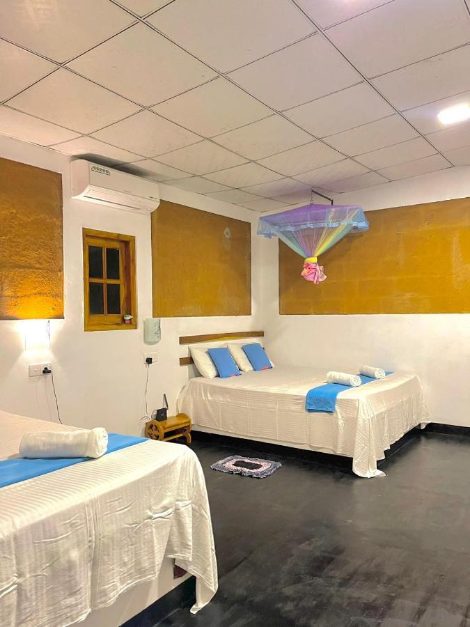 Tusker'S Paradise Safari Villa Удавалаве Екстериор снимка