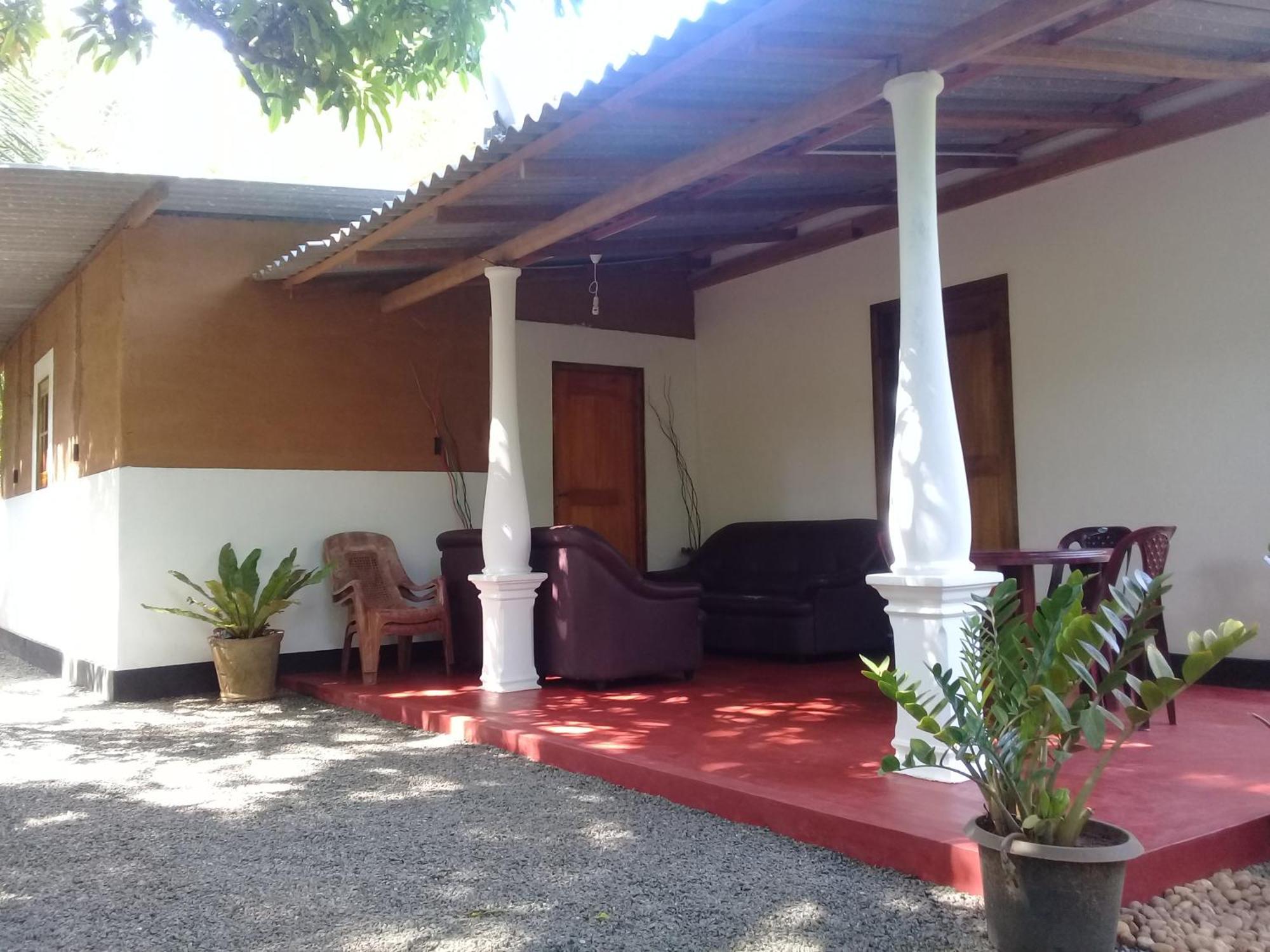 Tusker'S Paradise Safari Villa Удавалаве Екстериор снимка