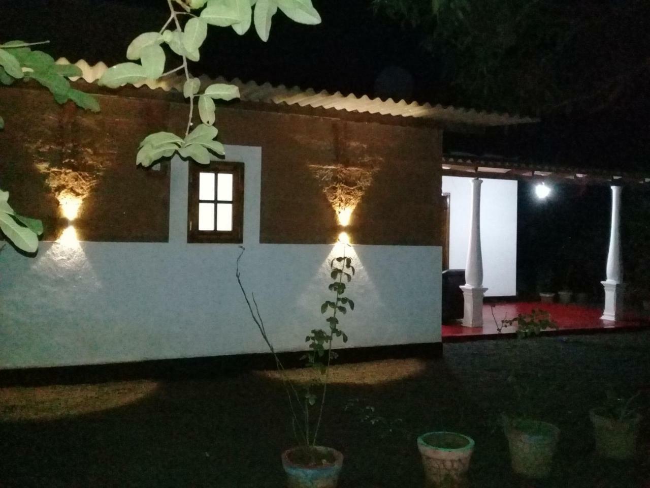 Tusker'S Paradise Safari Villa Удавалаве Екстериор снимка