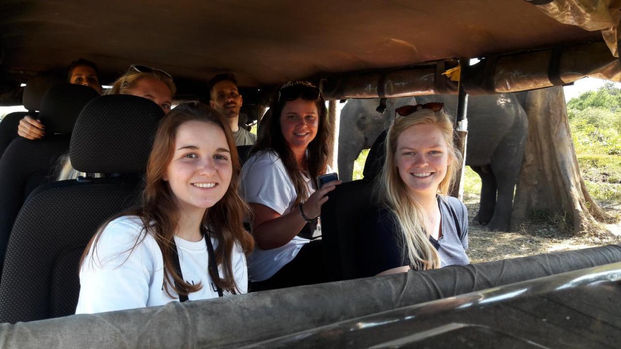 Tusker'S Paradise Safari Villa Удавалаве Екстериор снимка